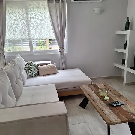 Vila Kontes Kefalonia Kardhakáta